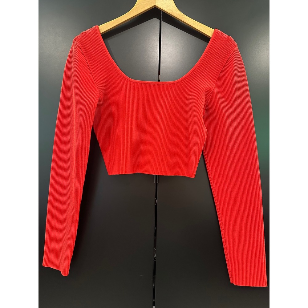 Babaton Aritzia Sculpt Knit Long Sleeve Crop Top Red Square Neck Large 113234